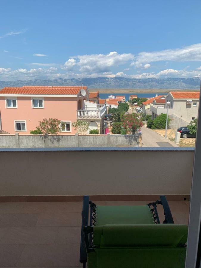 Danijel Apartamento Vir Exterior foto